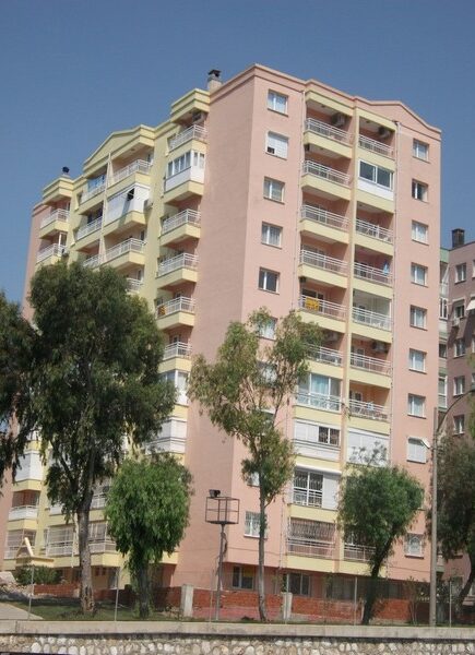 Barış Apt.