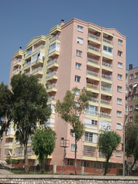 Barış Apt.