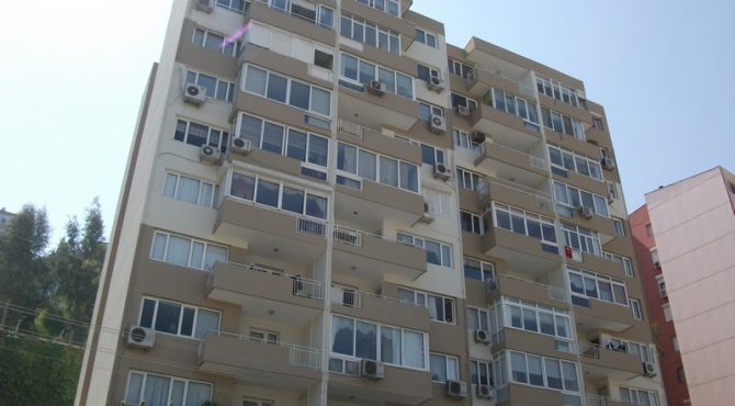 Gelincik ve Leylak Apt.